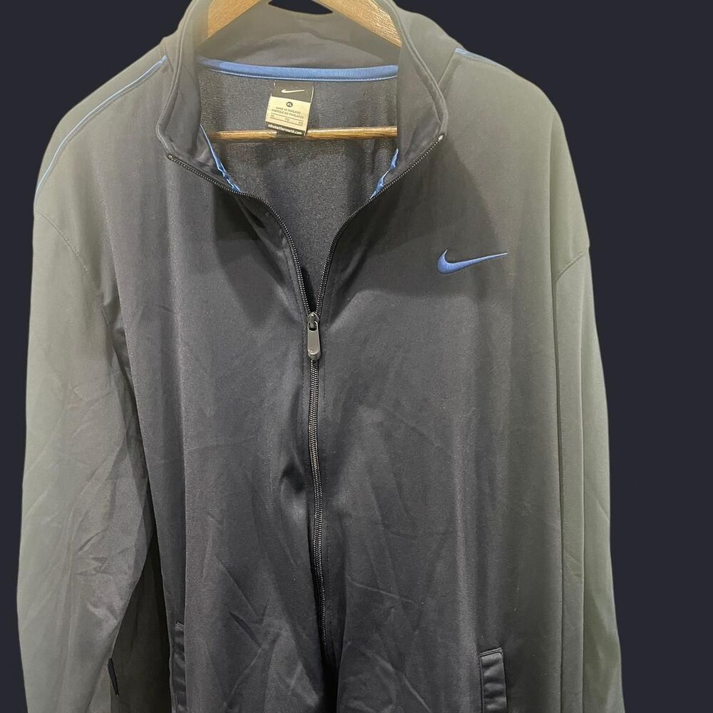 Nike Men's Navy and Blue Jacket